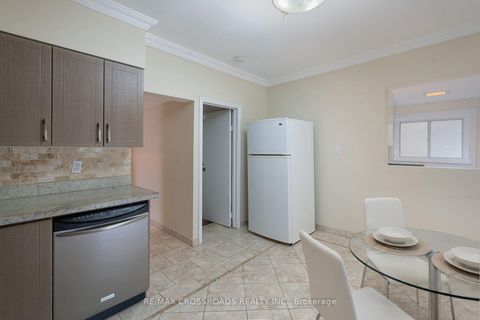 Photo 11 at 218 Gledhill Avenue, Lumsden, Toronto