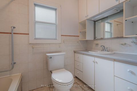 Photo 25 at 218 Gledhill Avenue, Lumsden, Toronto