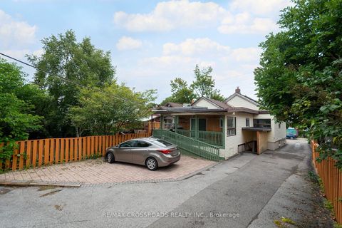 Photo 37 at 218 Gledhill Avenue, Lumsden, Toronto