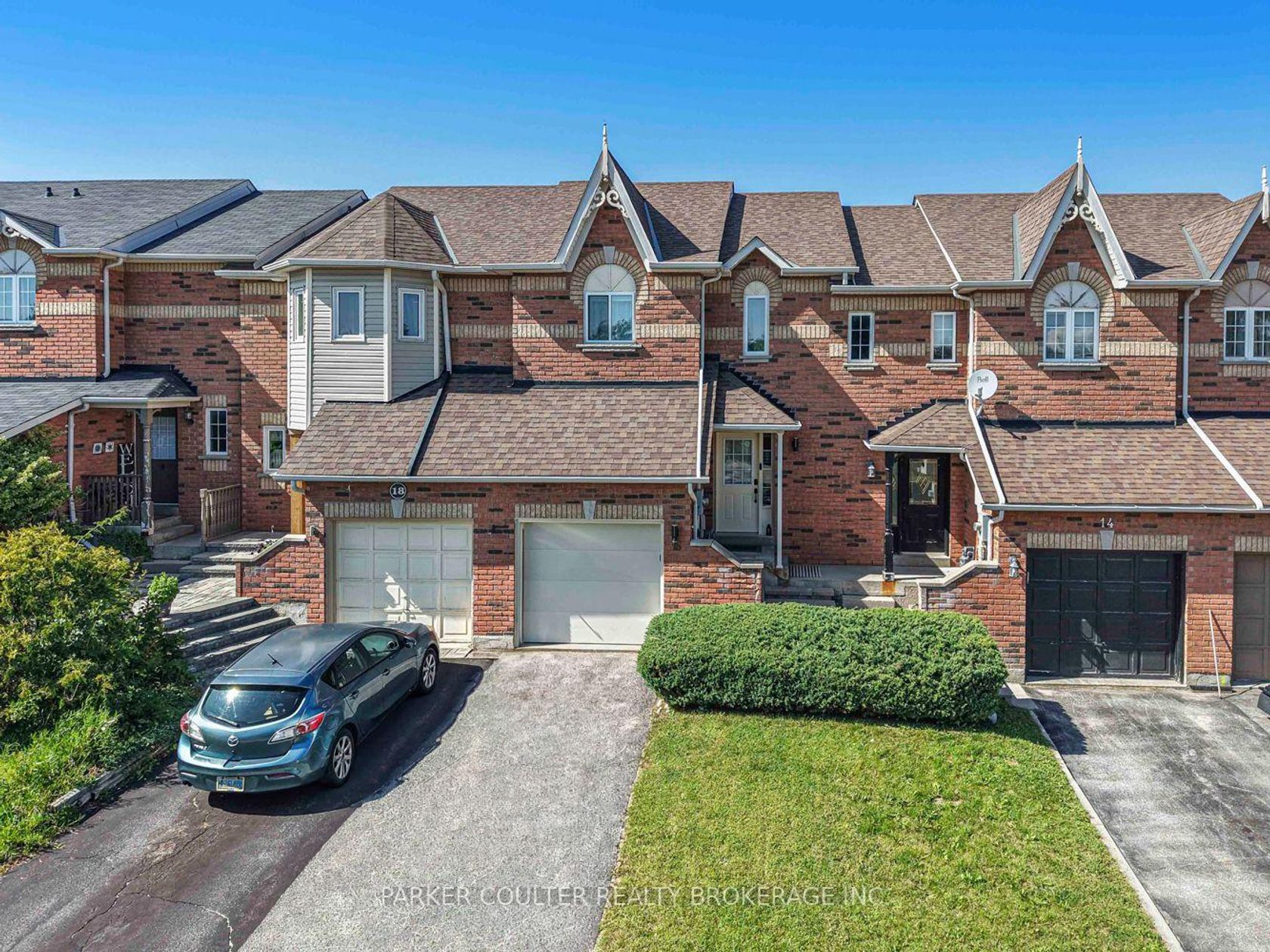 16 Drake Drive, Painswick South, Barrie photo 2