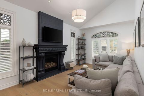 Photo 13 at 1 Heritage Estates Road, Patterson, Vaughan