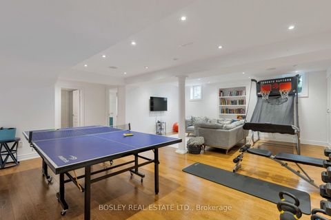 Photo 33 at 1 Heritage Estates Road, Patterson, Vaughan