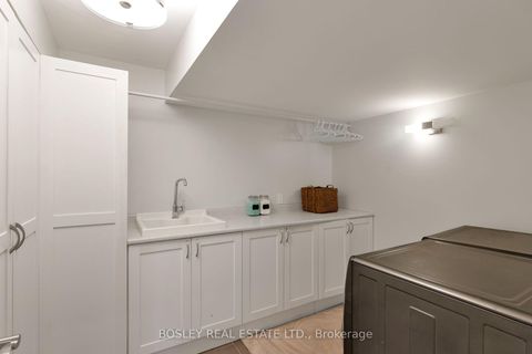 Photo 38 at 1 Heritage Estates Road, Patterson, Vaughan