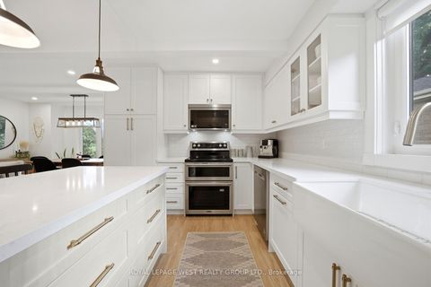 Photo 5 at 72 Mervyn Avenue, City Centre West, Toronto