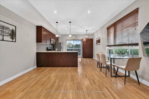 Photo 2 at 202 - 2 Maxwell Street, Bathurst Manor, Toronto