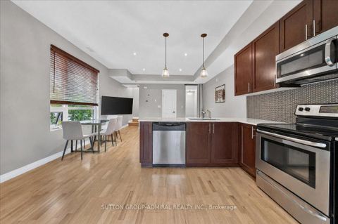Photo 5 at 202 - 2 Maxwell Street, Bathurst Manor, Toronto