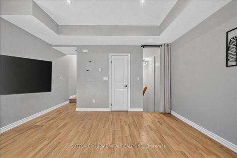 Photo 7 at 202 - 2 Maxwell Street, Bathurst Manor, Toronto