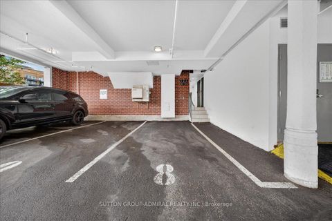 Photo 21 at 202 - 2 Maxwell Street, Bathurst Manor, Toronto