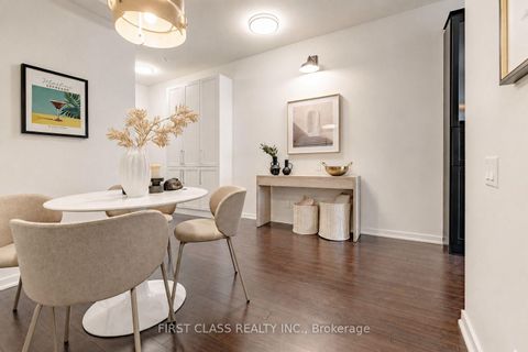 Photo 4 at 305 - 30 Canterbury Place, Willowdale West, Toronto
