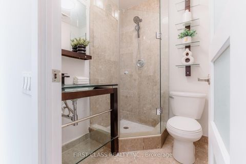 Photo 10 at 305 - 30 Canterbury Place, Willowdale West, Toronto