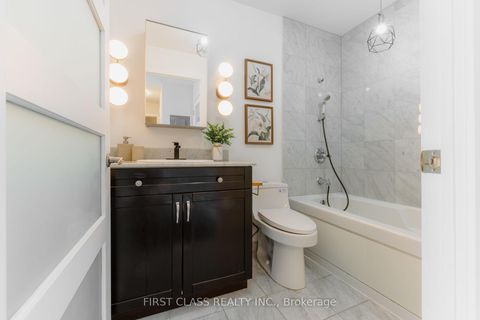 Photo 16 at 305 - 30 Canterbury Place, Willowdale West, Toronto