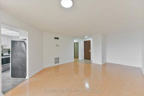 Photo 13 at 625 - 1210 Don Mills Road, Don Mills, Toronto