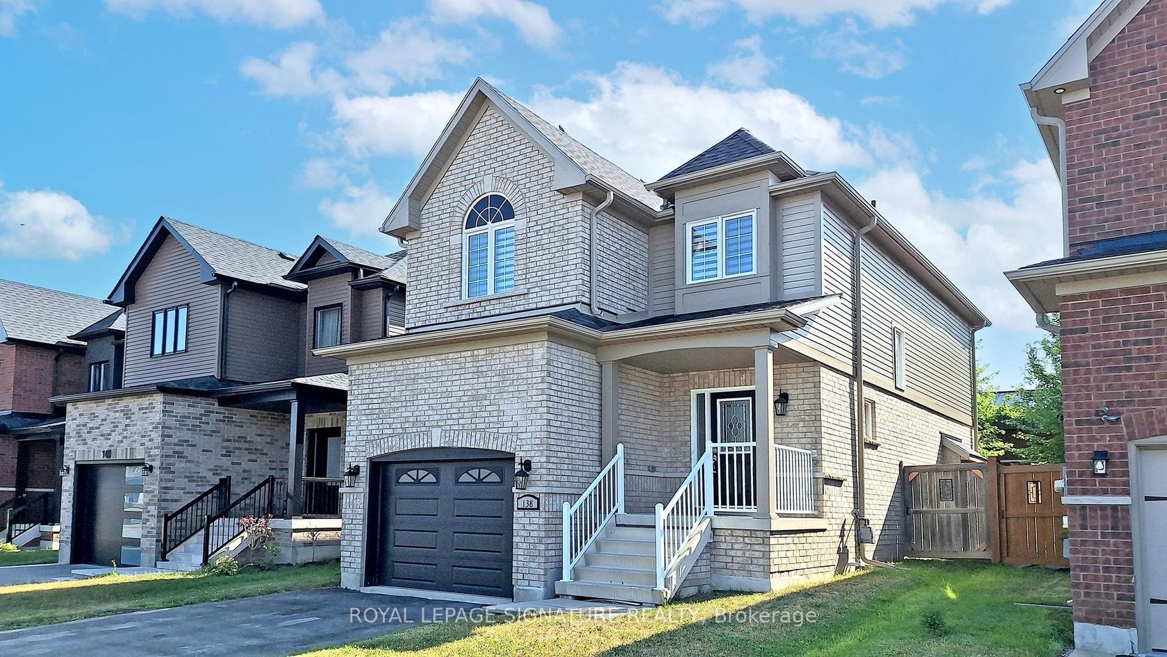 138 Sun King Crescent, Shore, Barrie photo number 2