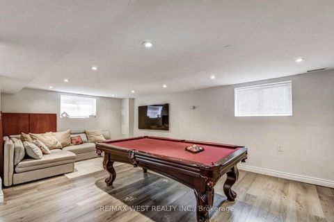 Photo 15 at 15 Wendover Road, Kingsway South, Toronto