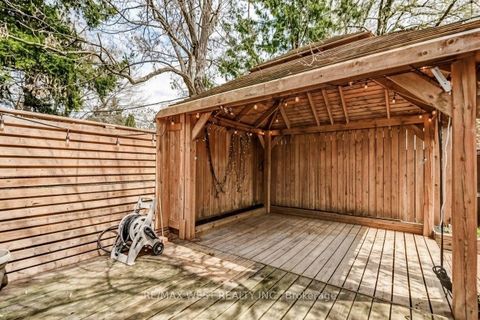Photo 8 at 15 Wendover Road, Kingsway South, Toronto