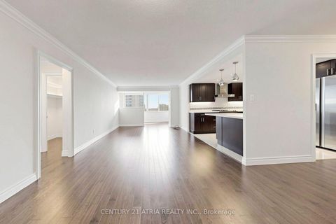 Photo 2 at 808 - 2350 Bridletowne Circle, L'Amoreaux, Toronto