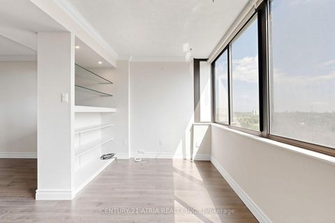 Photo 10 at 808 - 2350 Bridletowne Circle, L'Amoreaux, Toronto