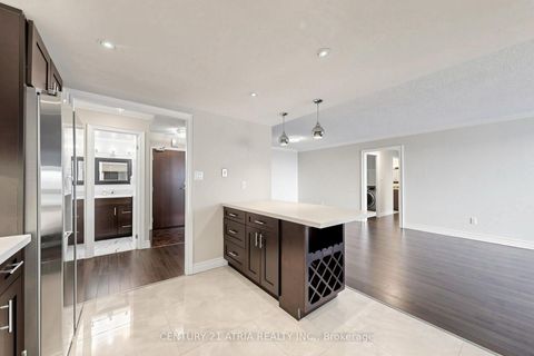 Photo 16 at 808 - 2350 Bridletowne Circle, L'Amoreaux, Toronto