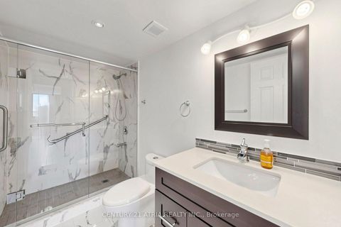 Photo 27 at 808 - 2350 Bridletowne Circle, L'Amoreaux, Toronto