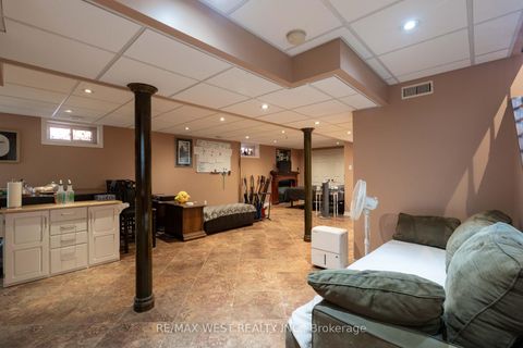 Photo 31 at 37 Lime Drive, East Woodbridge, Vaughan