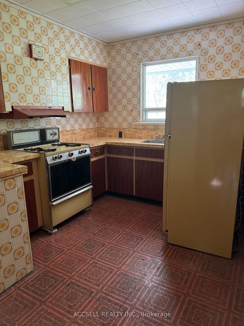 Photo 1 at 103 Donside Drive, Birchmount, Toronto