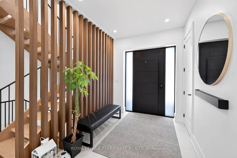 Photo 2 at 35 Tottenham Road, Don Mills, Toronto