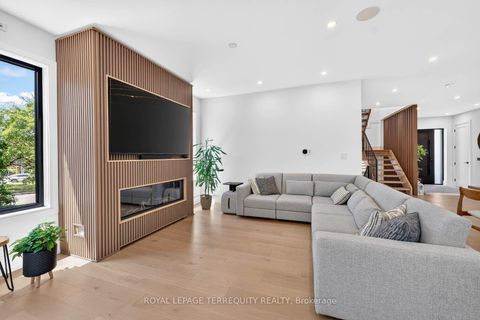 Photo 8 at 35 Tottenham Road, Don Mills, Toronto