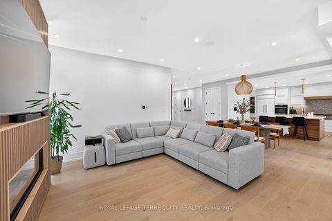 Photo 10 at 35 Tottenham Road, Don Mills, Toronto