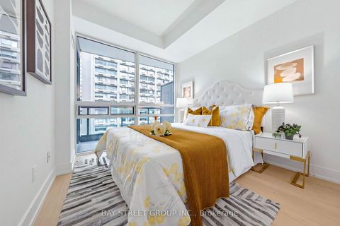 Photo 17 at 805 - 1121 Bay Street, Bay Street Corridor, Toronto