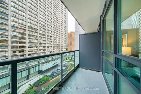 Photo 20 at 805 - 1121 Bay Street, Bay Street Corridor, Toronto
