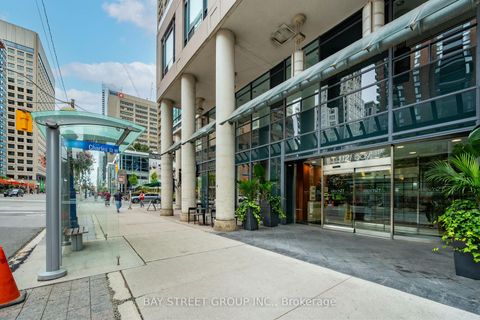 Photo 31 at 805 - 1121 Bay Street, Bay Street Corridor, Toronto