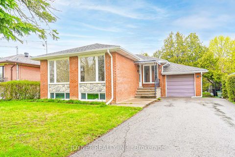 Photo 1 at 299 Palmer Avenue, Harding, Richmond Hill