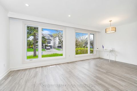 Photo 10 at 299 Palmer Avenue, Harding, Richmond Hill