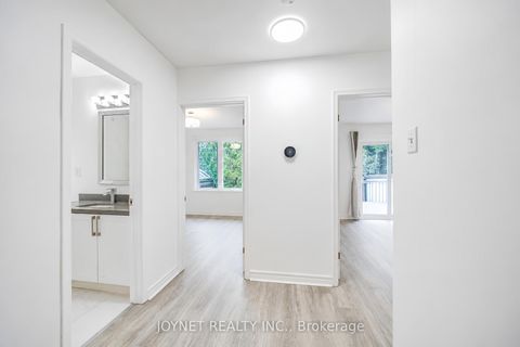 Photo 12 at 299 Palmer Avenue, Harding, Richmond Hill