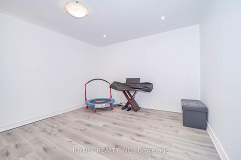Photo 26 at 299 Palmer Avenue, Harding, Richmond Hill