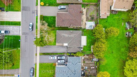 Photo 37 at 299 Palmer Avenue, Harding, Richmond Hill