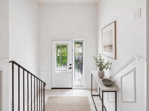 Photo 1 at 62 Littleleaf Drive, Malvern, Toronto