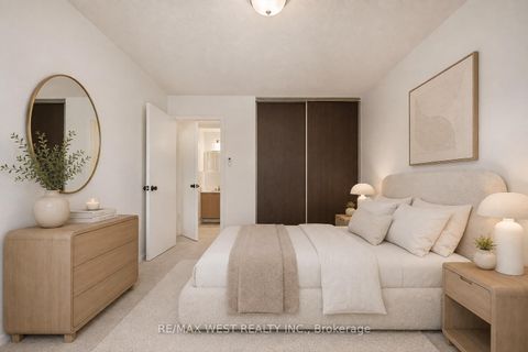 Photo 18 at 62 Littleleaf Drive, Malvern, Toronto