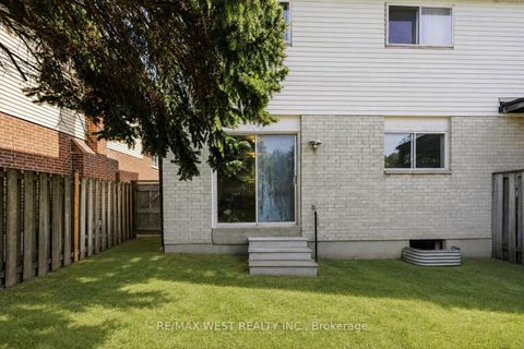 Photo 24 at 62 Littleleaf Drive, Malvern, Toronto