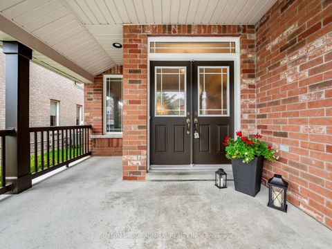 Photo 4 at 23 Kerr Lane, Bayview Northeast, Aurora