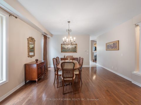 Photo 10 at 23 Kerr Lane, Bayview Northeast, Aurora