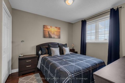 Photo 15 at 34 Crompton Drive, Little Lake, Barrie