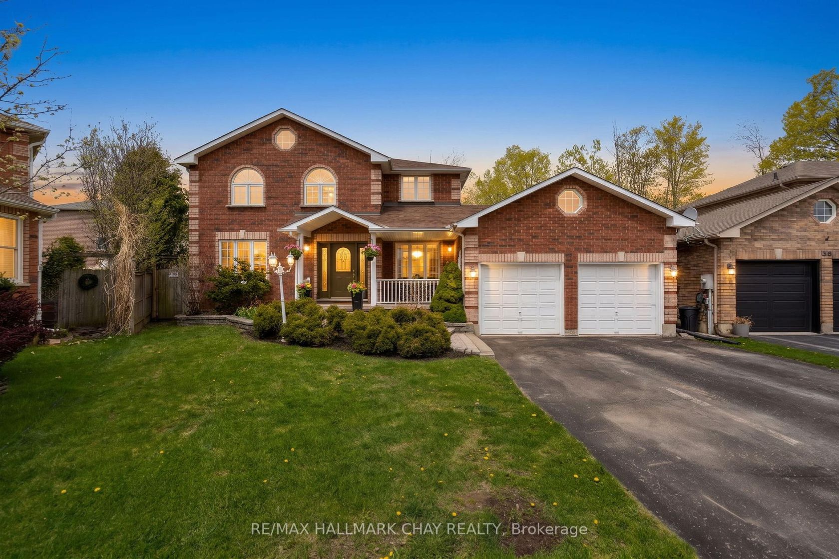 34 Crompton Drive, Little Lake, Barrie photo number 2