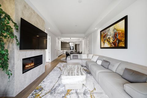 Photo 25 at 313 - 2 Forest Hill Road, Forest Hill South, Toronto