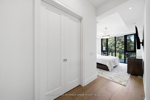 Photo 31 at 313 - 2 Forest Hill Road, Forest Hill South, Toronto
