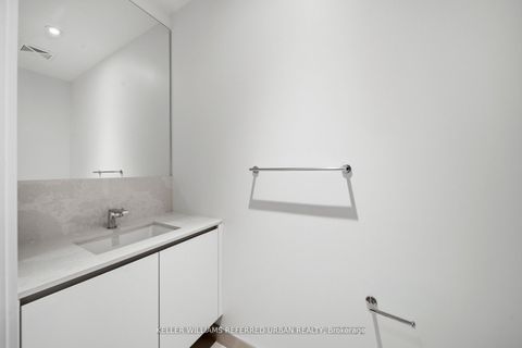 Photo 40 at 313 - 2 Forest Hill Road, Forest Hill South, Toronto