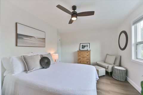 Photo 23 at 2 Sutherland Avenue, Crescent Town, Toronto