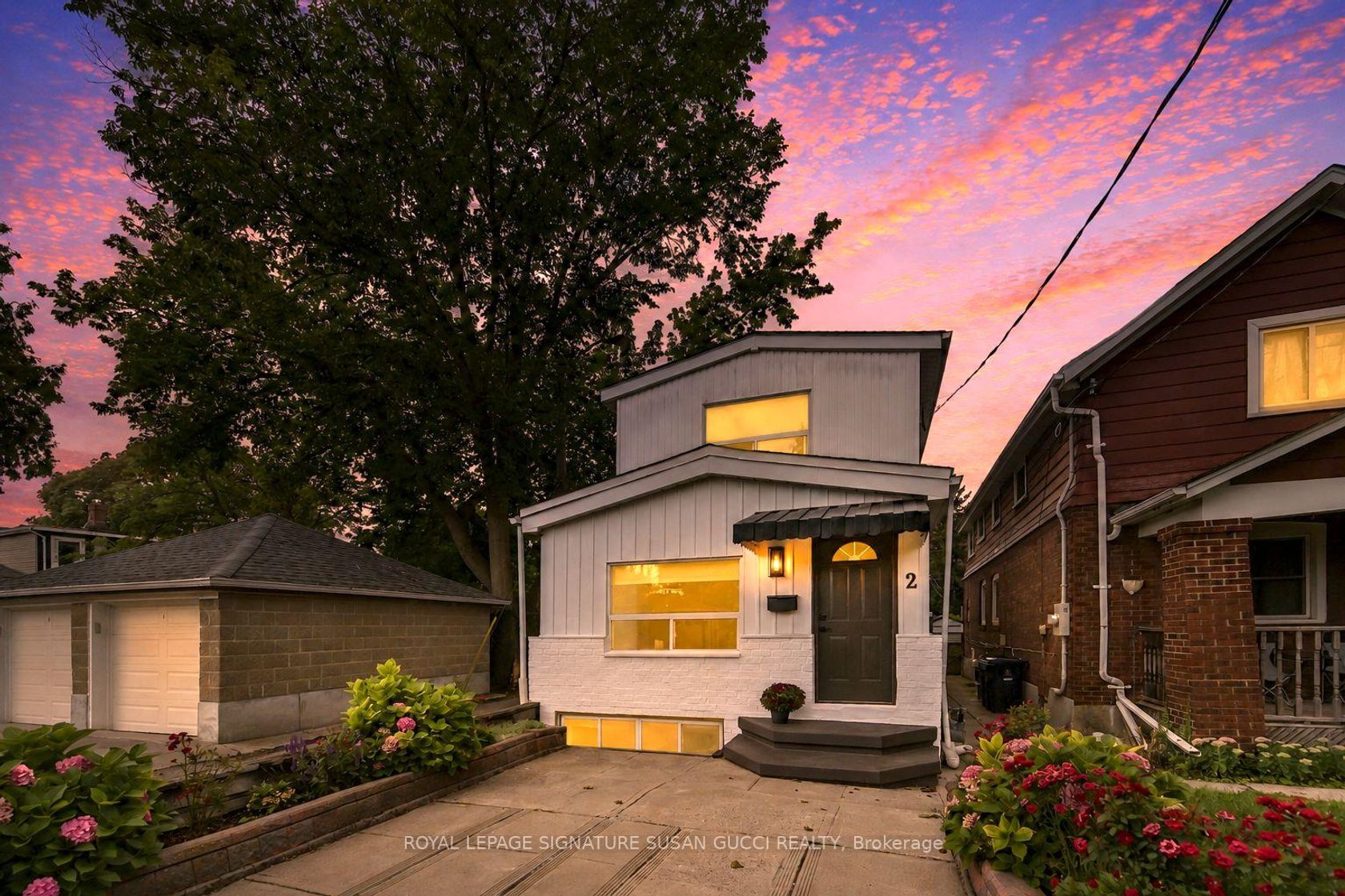 2 Sutherland Avenue, Crescent Town, Toronto 