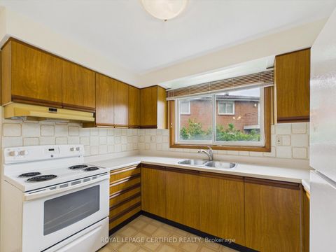 Photo 14 at 196 Mount Olive Drive, Jamestown, Toronto