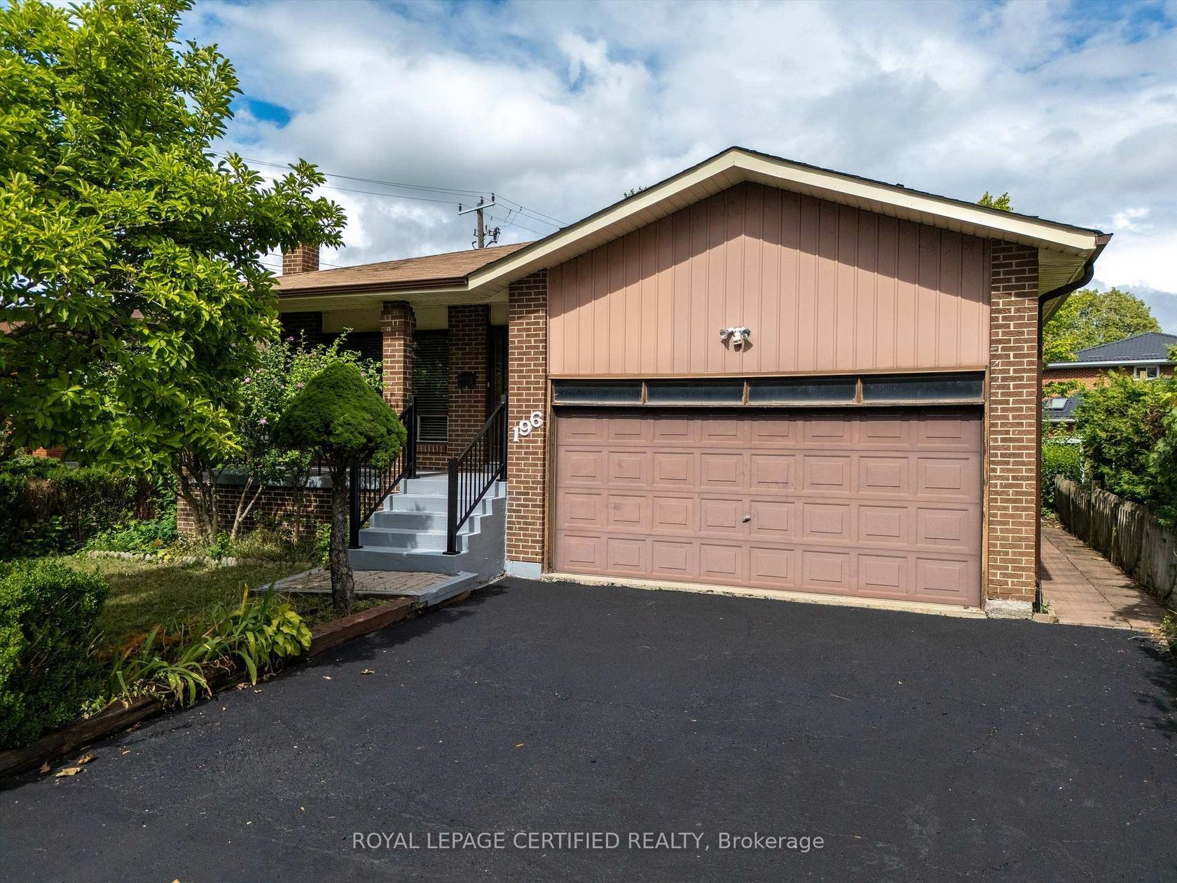 196 Mount Olive Drive, Jamestown, Toronto 